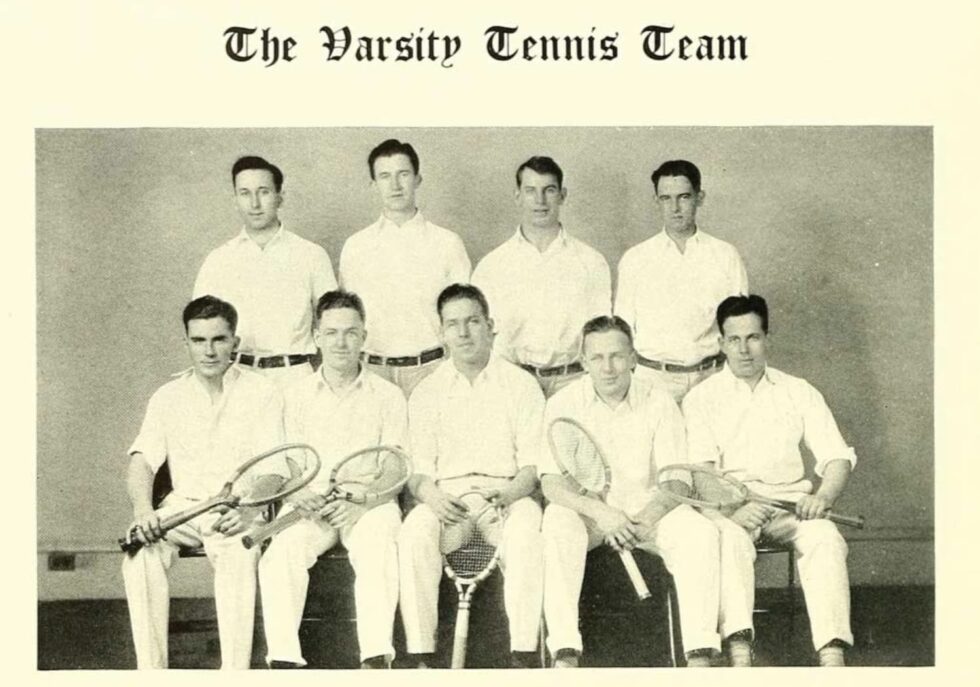 varsity-tennis-team-980x687